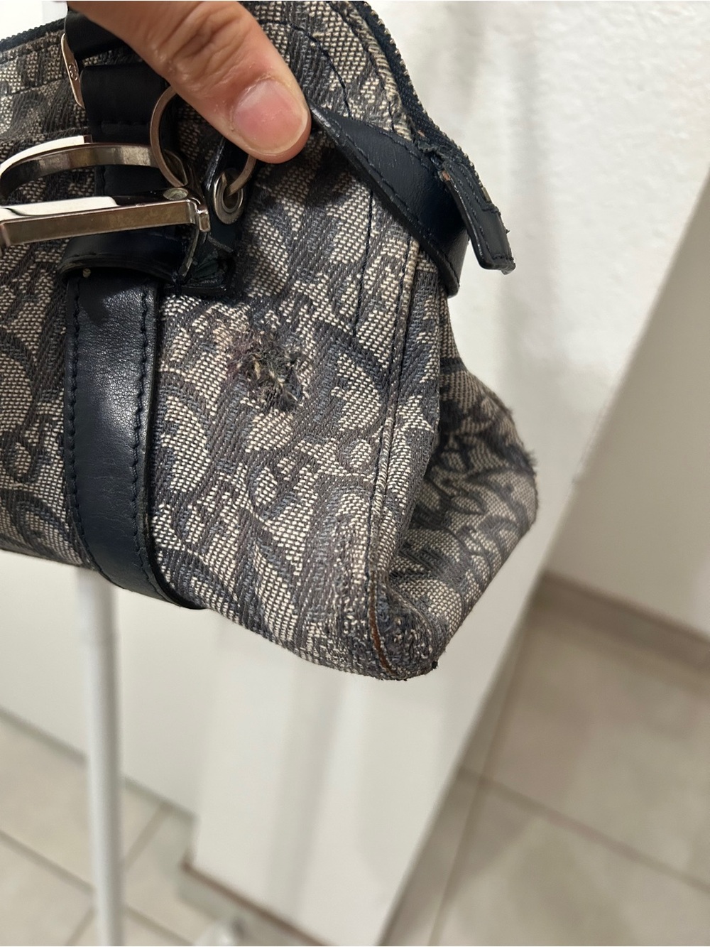 Christian Dior Trotter canvas shoulder bag - Picture 4 of 16